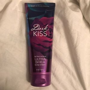 Bath & Body Works Dark Kiss Body Cream